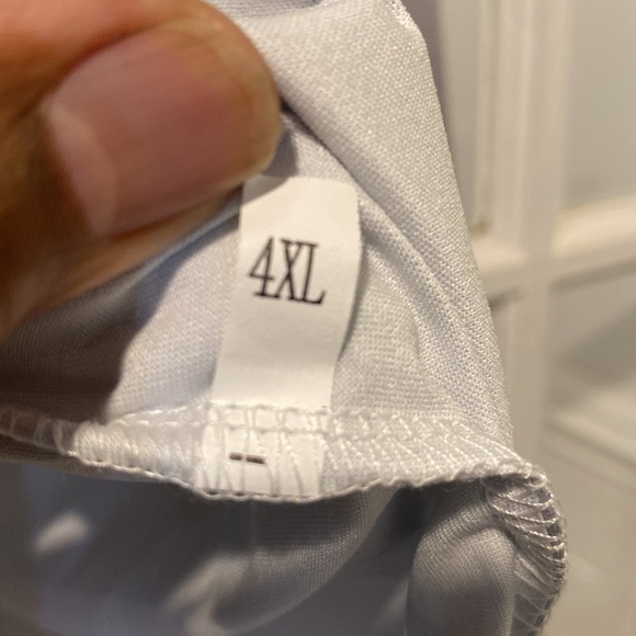 Size 4X top New With Out Tags - Picture 2 of 3